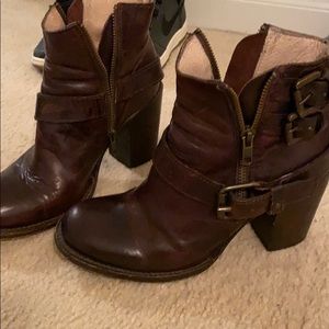 Free bird Steve Madden boot